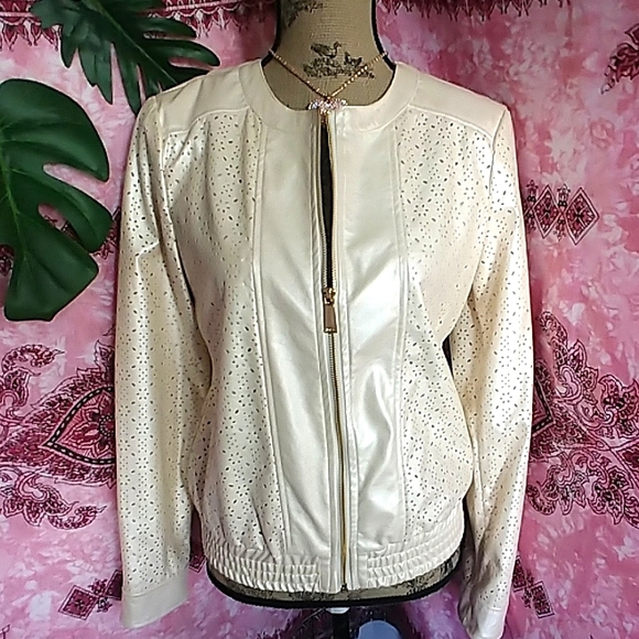 Peck & Peck Laser Cut Faux Leather Zipper Jacket - Picture 1 of 7